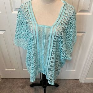 Chicos size L/XL Women's Light Blue Crochet Top